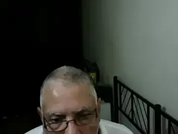 Stripchat Free Porn Cam of 100Tauros