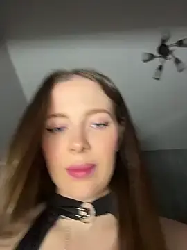 Stripchat Live Porn of -SweetDi-