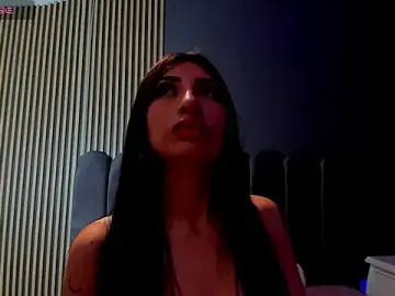 Stripchat Live Sex Cam of Nicolette_ks_