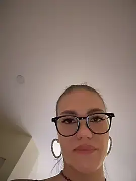 Stripchat Free Porn Cam of -Sexy_Barbie-