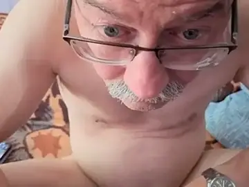 Stripchat Live Porn of cumloverboyxx69