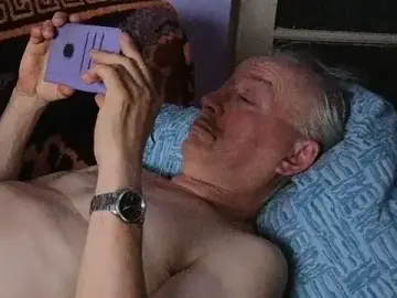 Stripchat Nude Webcam of cumloverboyxx69