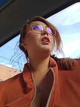 Stripchat Live Sex Cam of Mari-98