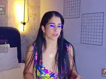 Stripchat Free Porn Cam of Sunny_River