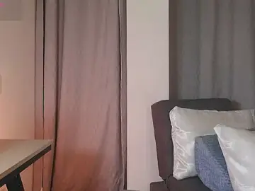 Stripchat Watch Live Sex Cams of Mia_sweet80