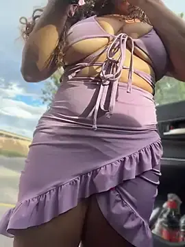 Stripchat Live Sex Cam of Bigbuttbrooklynn