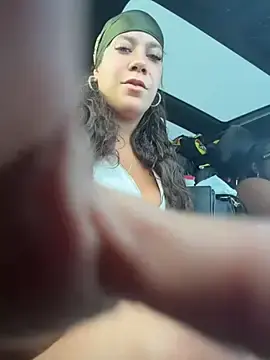 Stripchat Free Porn Cam of Bigbuttbrooklynn
