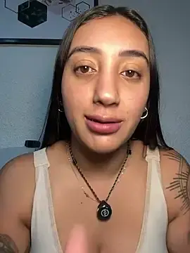 Stripchat Live Sex Cam of Hannahoff