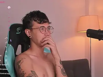 Stripchat Best Webcam of LeaneSeb