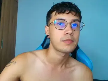 Stripchat Live Porn of LeaneSeb