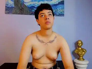 Stripchat Nude Webcam of lexa_kitty