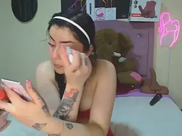 Stripchat Free Live Porn of Emmie_Hot