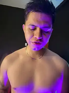 Stripchat Best live sex cam show of Niicky1_