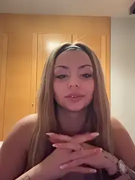 Stripchat Adult Video Chat of Noeliagglow