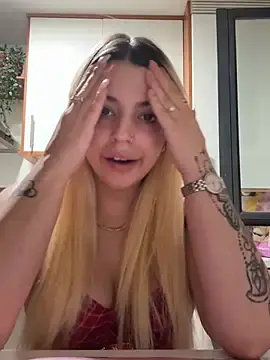 Stripchat Free Live Porn of Noeliagglow