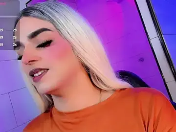 Stripchat Free Live Porn of Maddye_Fox