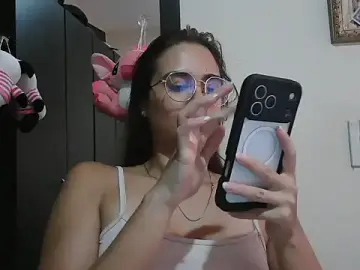 Stripchat Adult Webcam of trianabell