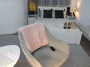 Stripchat Free Live Porn of TanyaLoren22