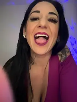 Stripchat Free Live Porn of TigrezaSC