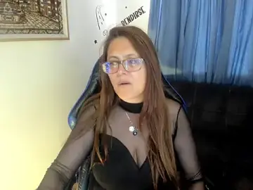 Stripchat Best live sex cam show of Ivette_Shaira