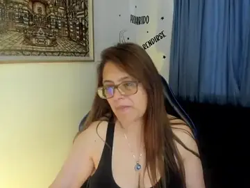 Stripchat Adult Webcams of Ivette_Shaira