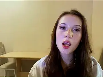 Stripchat Sex Cam of lil_LYA_23