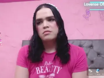Stripchat Free Porn Cam of Pearl_Michelts