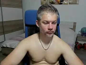 Stripchat Free Live Porn of RobbyShawz