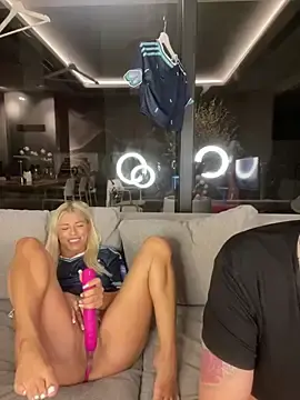 Stripchat Adult Webcam of SexOnMyLvL