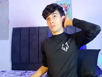 Stripchat Live Porn of axxxel_twink