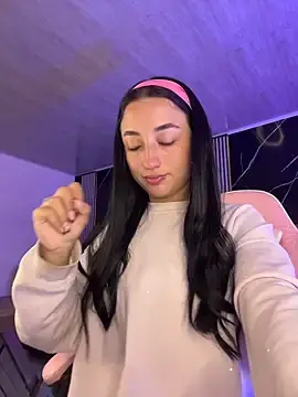 Stripchat Live Porn of Ady_18