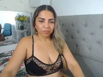 Stripchat Nude Webcam of cum_bigass