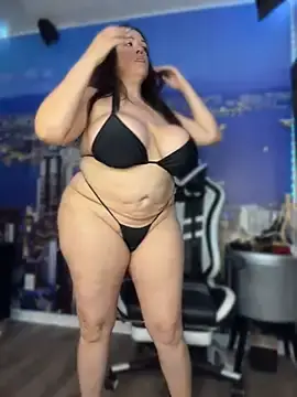 Stripchat Nude Webcam of curvyfunlover