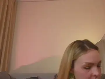 Stripchat Live Sex Cam of stay_with_alice