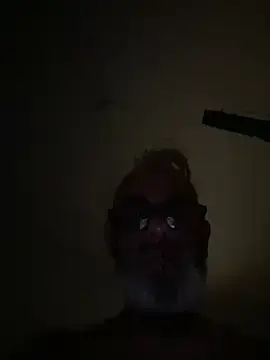 Stripchat Live Sex Cam of crisfootlicker