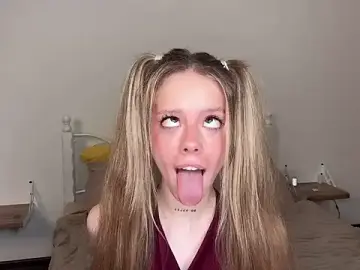 Stripchat Free Live Porn of Catrinee