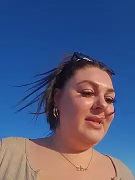 Stripchat Free Porn Cam of BaddieBellaUK