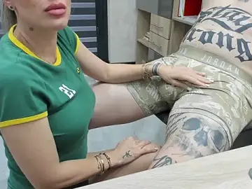 Stripchat Sex Cam of cash_rules77