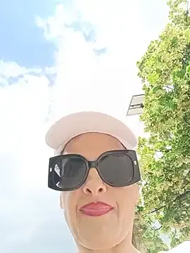 Stripchat Free Porn Cam of RebeccaNoble