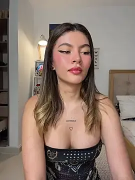 Stripchat Free Live Porn of Your_Honeey