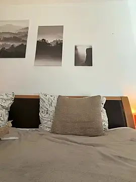 Stripchat Live Sex Cam of -Alisa