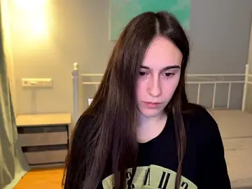 Stripchat Live Sex Cam of AliceKolltt