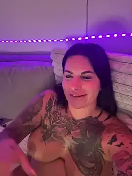 Stripchat Live Sex of InKed-Kathy
