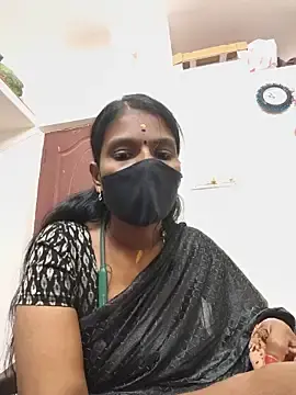 Stripchat Live Porn of Tamil_Yalini12