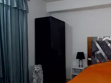 Stripchat Free Live Porn of Frank_heaven01