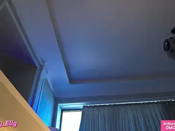 Stripchat Adult Webcam of EllyMays