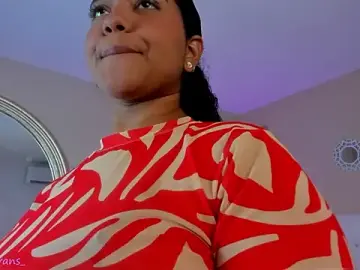 Stripchat Best Webcam of sharlot_evans_
