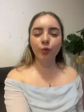 Stripchat Live Sex Cam of imlindapink