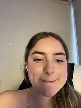 Stripchat Free Live Porn of imlindapink