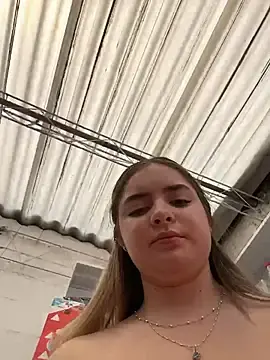 Stripchat Sex Cam of imlindapink